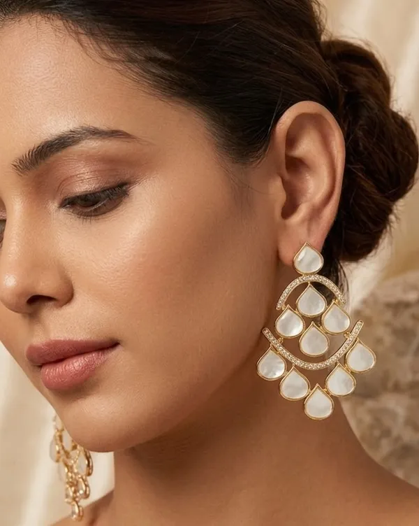 Mother_Of_Pearl_Earrings__|__Elegant_And_Timeless_Beauty