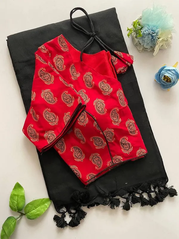 Red_Cotton_Saree_And_Blouse_For_Women