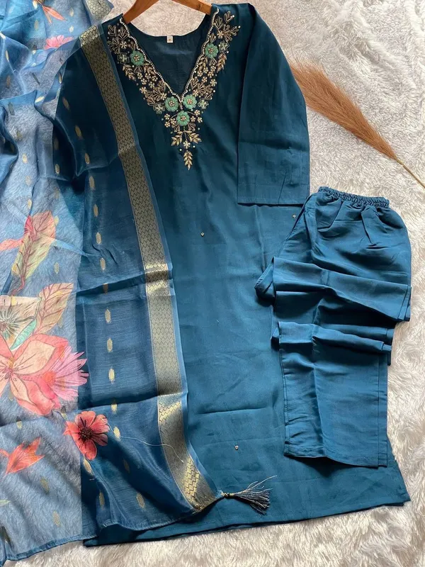 Navy_Blue_Cotton_Kurta_Set_For_Women