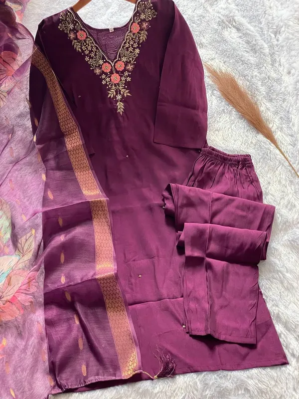 Purple_Cotton_Kurta_Set_For_Women