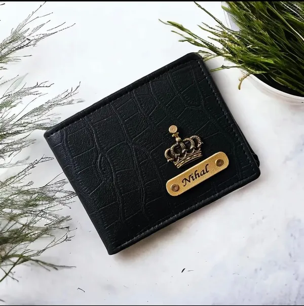 Custom_Croc_Texture_Leather_Wallet_for_Men_–_Personalized_Name_Engraved_Wallet_with_Crown_Charm_|_Premium_Gift_for_Men