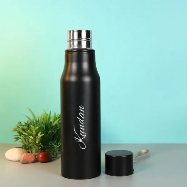Personalized_Black_Stainless_Steel_Water_Bottle_(500ML)_–_Custom_Name_Engraved_Vacuum_Insulated_Bottle_|_Reusable_Hot_&_Cold_Flask