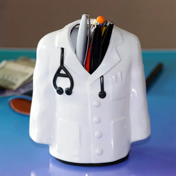 Personalized_Doctor_Coat_Pen_Stand_with_Name_|_Custom_Doctor_Desk_Organizer_|_Doctor_Gift_|_Medical_Pen_Holder_|_GIFTTYE