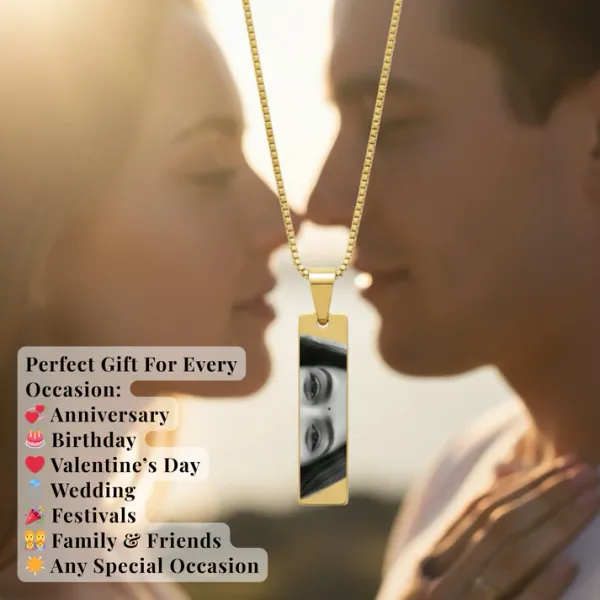 Personalized_Photo_Eye_Necklace_Golden