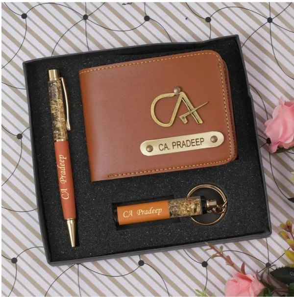 Personalized_Wallet_Gold_Flake_Pen_&_Gold_Flake_Keychain_Combo