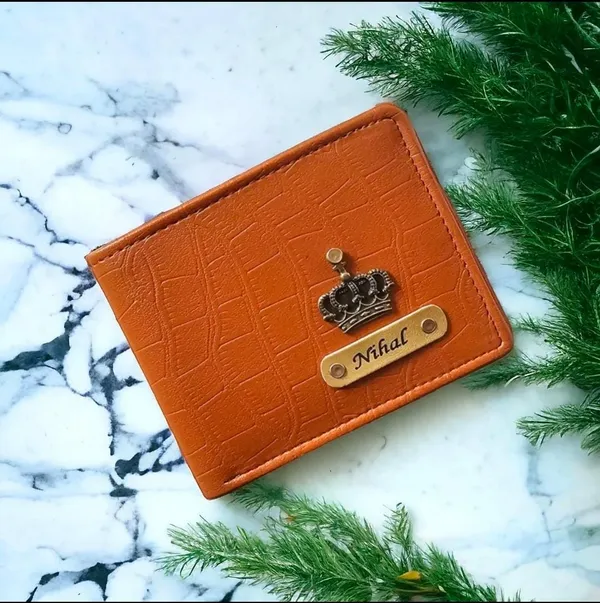 Custom_Croc_Texture_Leather_Wallet_for_Men_–_Personalized_Name_Engraved_Wallet_with_Crown_Charm_|_Premium_Gift_for_Men