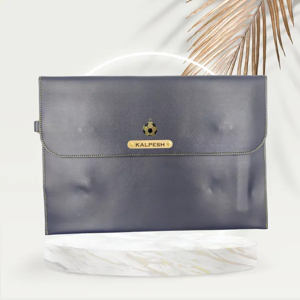 Customized_Laptop_Sleeve_–_Personalized_Protective_Case_for_Laptops_&_MacBooks_|_Premium_Leather_Laptop_Sleeve