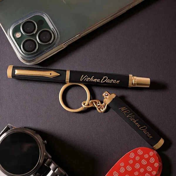Premium_Personalized_Pen_&_Keychain_Combo_Gift_Set_–_Custom_Name_Engraved_Black_Matte_Pen_&_Keychain_|_Personalized_Gift_for_Men_&_Women