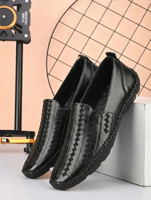 BLACK_FAUX_LEATHER_NAGRA_SHOES_FOR_MENS