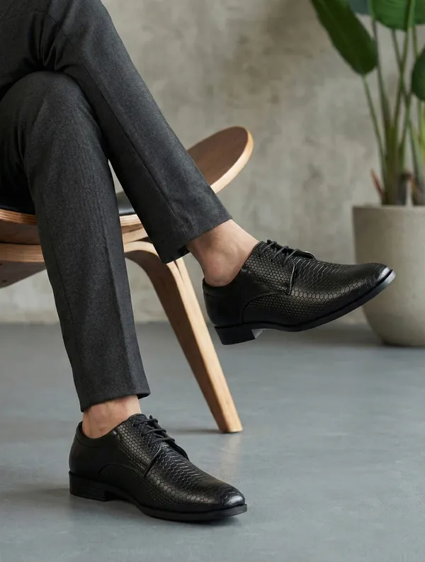 Black_Synthetic_Leather_Formal_Shoe_For_Men