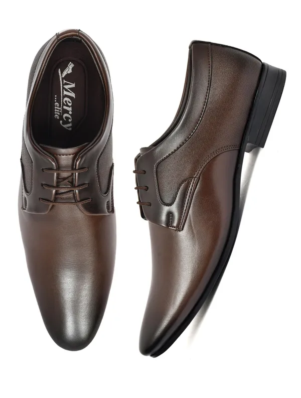 Brown_Synthetic_Leather_Formal_Shoe_For_Men