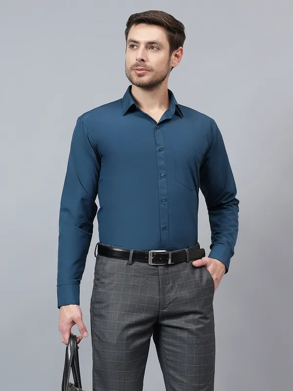 Peacock_Blue_Slim_Fit_Solid_Spread_Collar_Full_Sleeve_Rich_Cotton_Formal_Shirt_For_Men