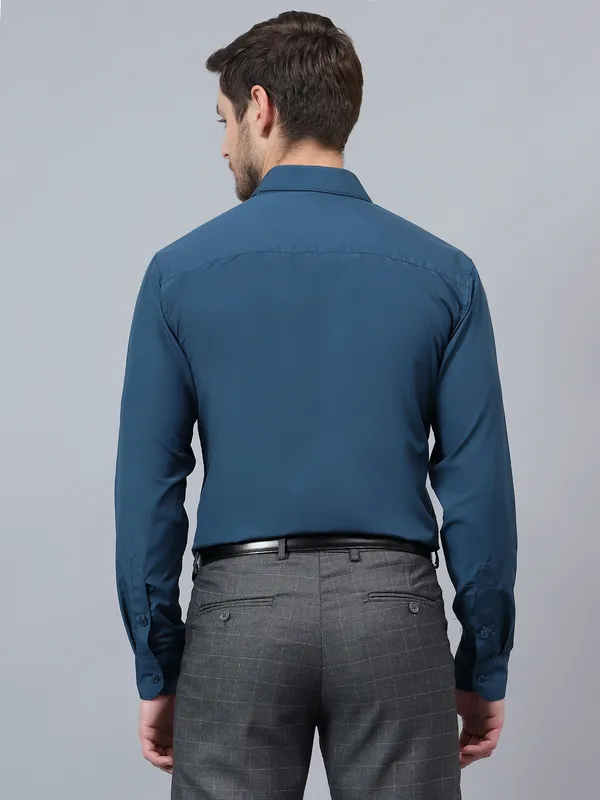Peacock_Blue_Slim_Fit_Solid_Spread_Collar_Full_Sleeve_Rich_Cotton_Formal_Shirt_For_Men
