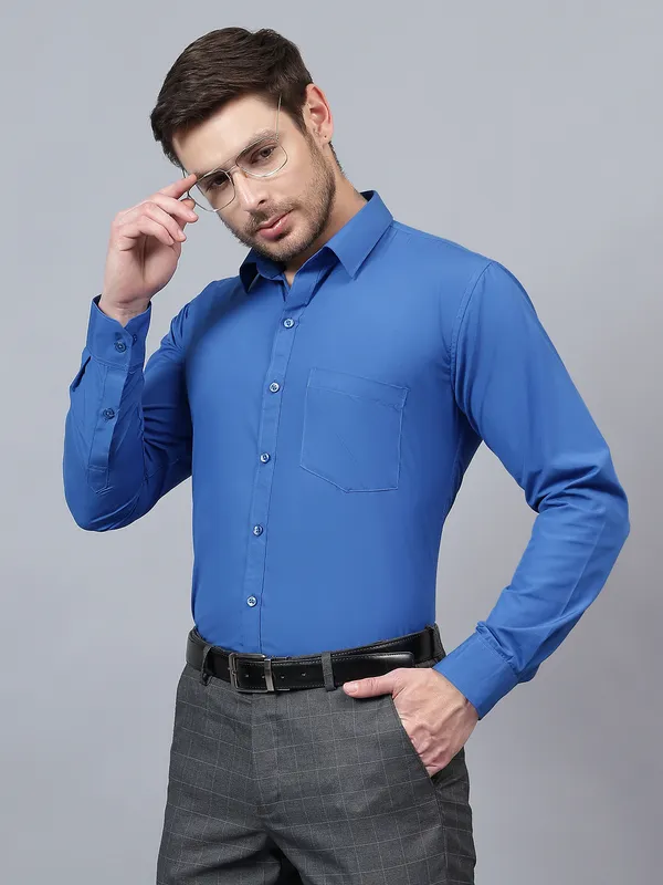 Royal_Blue_Slim_Fit_Solid_Spread_Collar_Full_Sleeve_Rich_Cotton_Formal_Shirt_For_Men