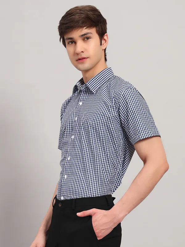 Blue_And_White_Slim_Fit_Checked_Spread_Collar_Half_Sleeve_Cotton_Formal_Shirt_For_Men