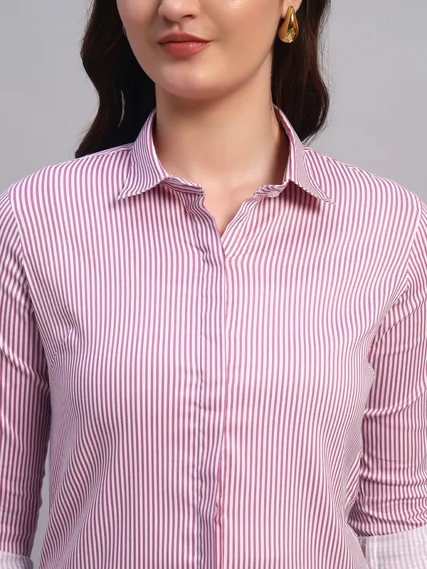 White_And_Pink_Relaxed_Slim_Fit_Vertical_Striped_Spread_Collar_Cotton_Casual_Shirt_For_Women