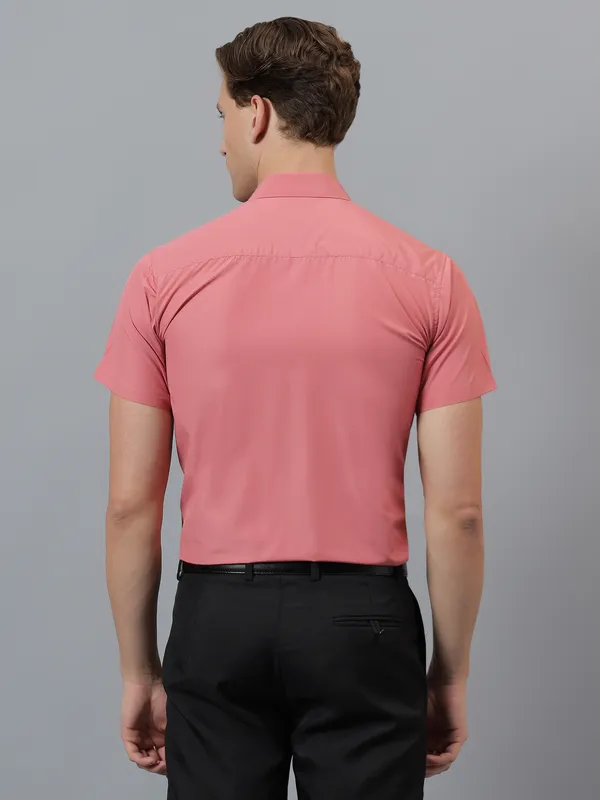 Coral_Slim_Fit_Solid_Spread_Collar_Half_Sleeve_Formal_Shirt_For_Men