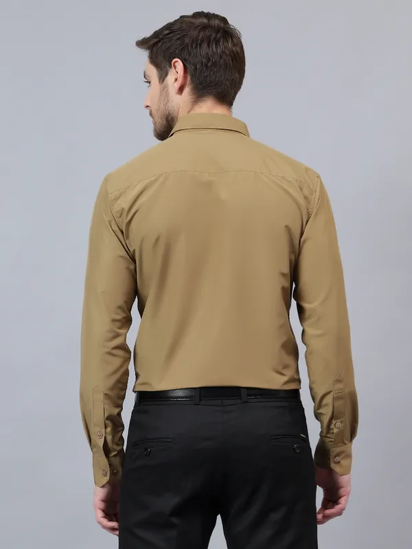 Khaki_Slim_Fit_Solid_Spread_Collar_Full_Sleeve_Rich_Cotton_Formal_Shirt_For_Men