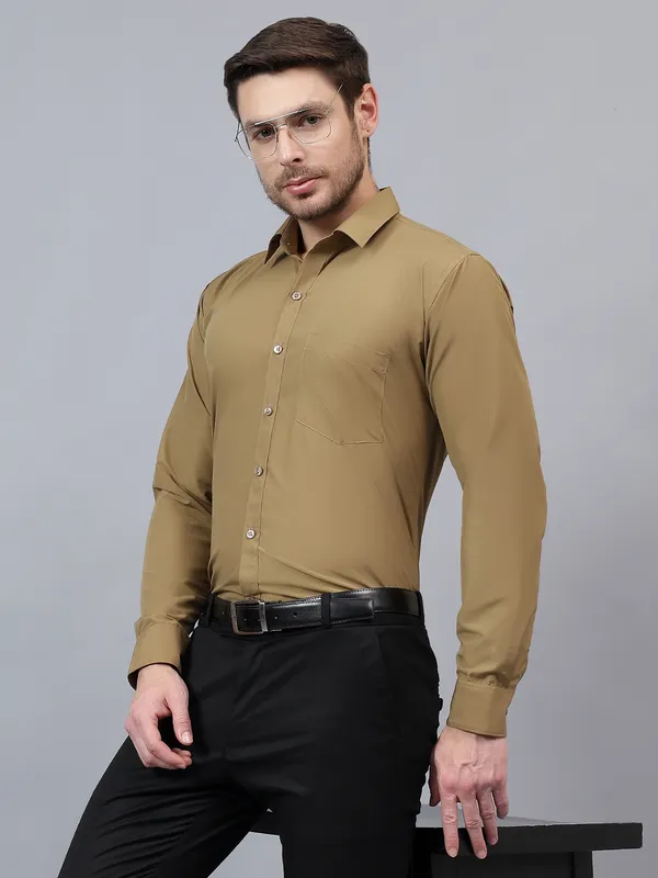 Khaki_Slim_Fit_Solid_Spread_Collar_Full_Sleeve_Rich_Cotton_Formal_Shirt_For_Men
