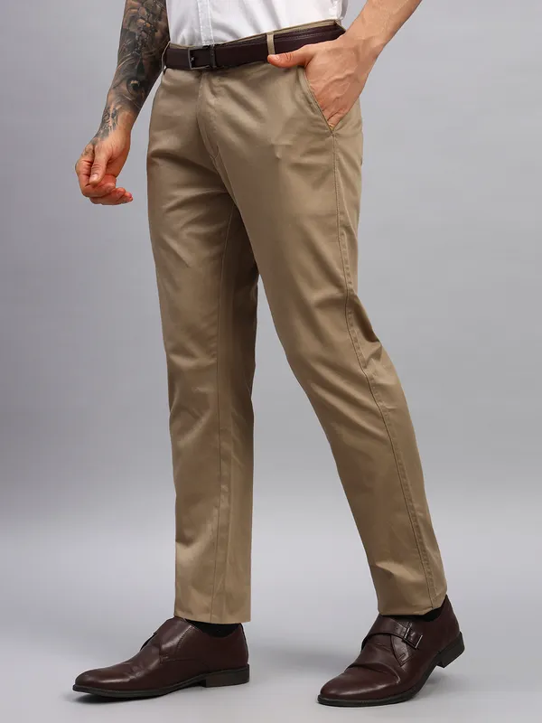 Khaki_Relaxed_Straight_Leg_Slim_Fit_High_Rise_Chinos_Trousers_For_Men