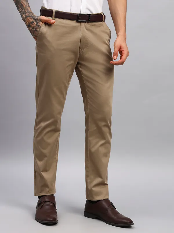 Khaki_Relaxed_Straight_Leg_Slim_Fit_High_Rise_Chinos_Trousers_For_Men