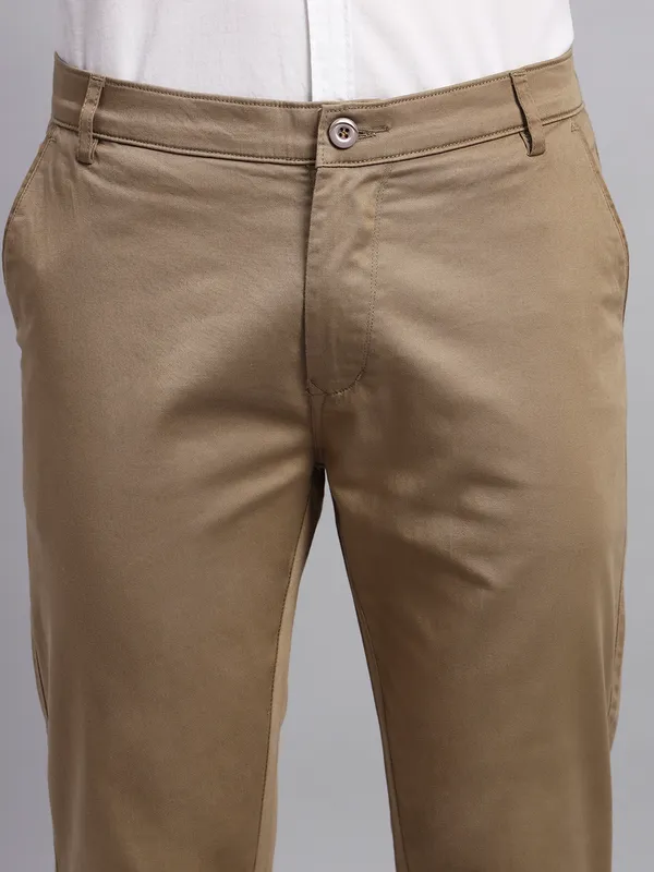 Khaki_Relaxed_Straight_Leg_Slim_Fit_High_Rise_Chinos_Trousers_For_Men