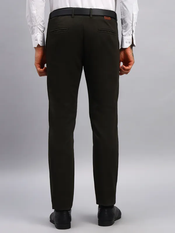 Green_Relaxed_Straight_Leg_Slim_Fit_High_Rise_Chinos_Trousers_For_Men