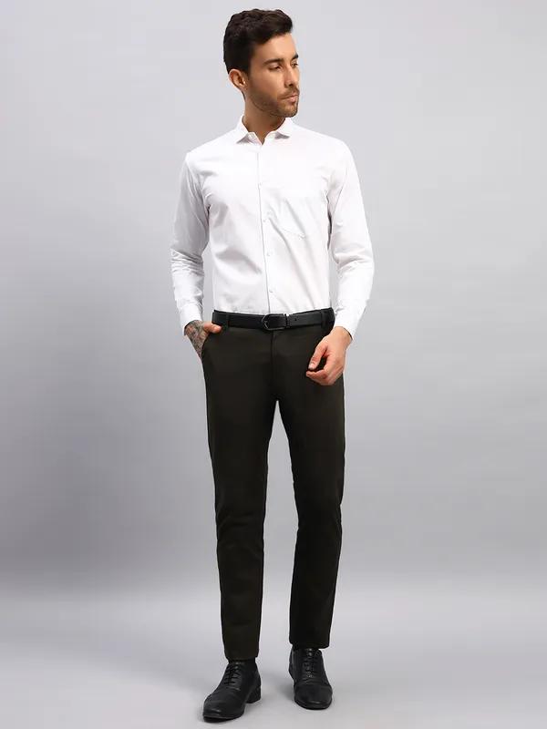 Green_Relaxed_Straight_Leg_Slim_Fit_High_Rise_Chinos_Trousers_For_Men