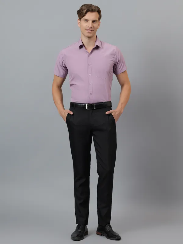 Lavender_Slim_Fit_Solid_Spread_Collar_Half_Sleeve_Formal_Shirt_For_Men