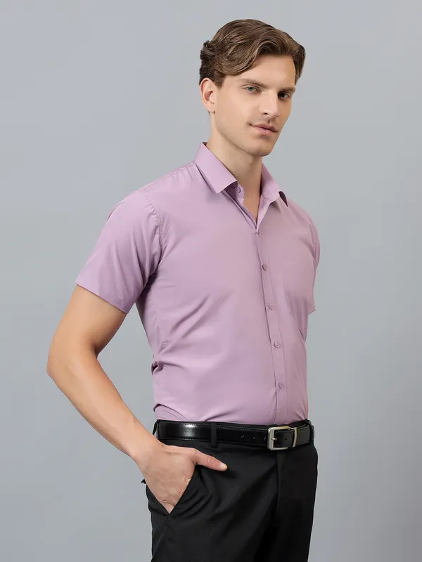 Lavender_Slim_Fit_Solid_Spread_Collar_Half_Sleeve_Formal_Shirt_For_Men