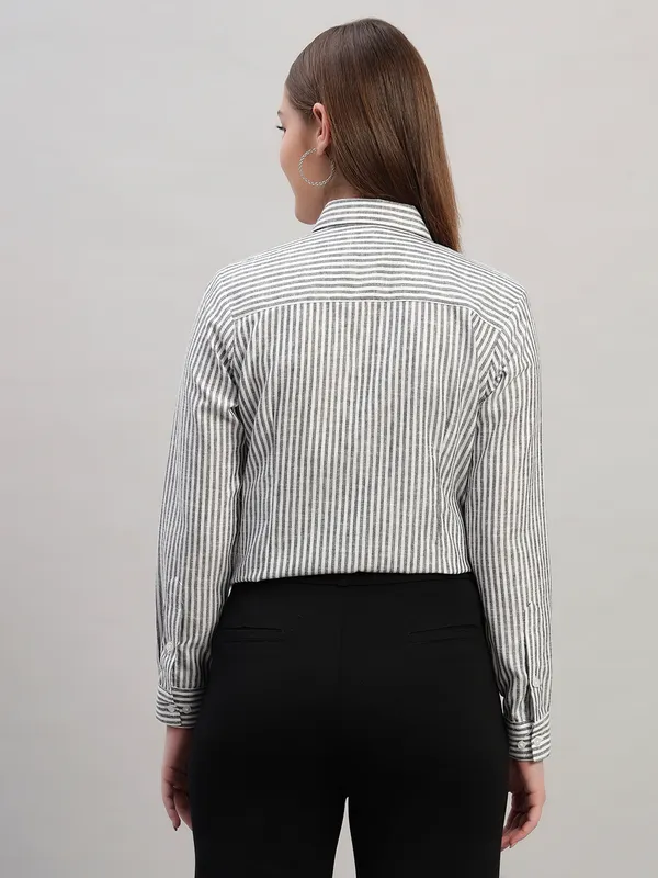 Black_And_White_Striped_Spread_Collar_Slim_Fit_Formal_Shirt_For_Women