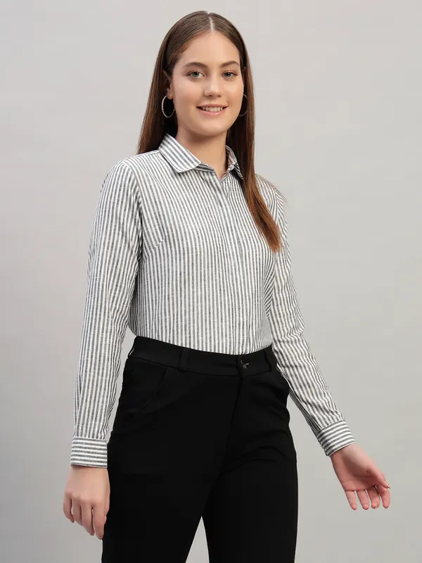 Black_And_White_Striped_Spread_Collar_Slim_Fit_Formal_Shirt_For_Women