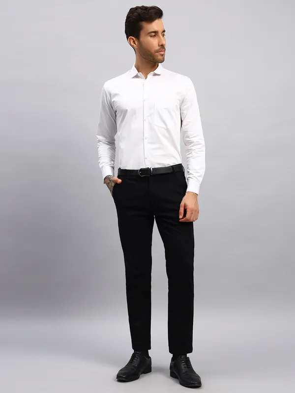 Black_Relaxed_Straight_Leg_Slim_Fit_High_Rise_Chinos_Trousers_For_Men