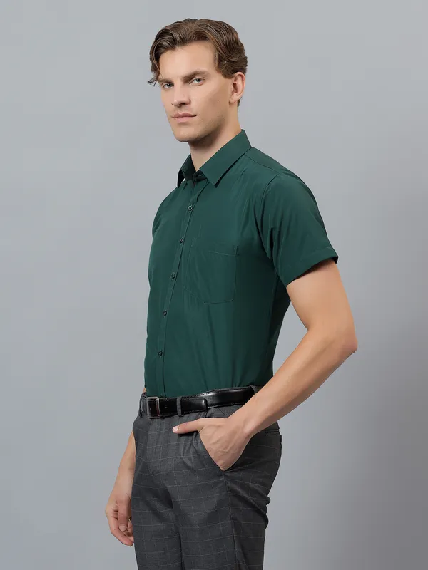 Green_Slim_Fit_Solid_Spread_Collar_Half_Sleeve_Formal_Shirt_For_Men