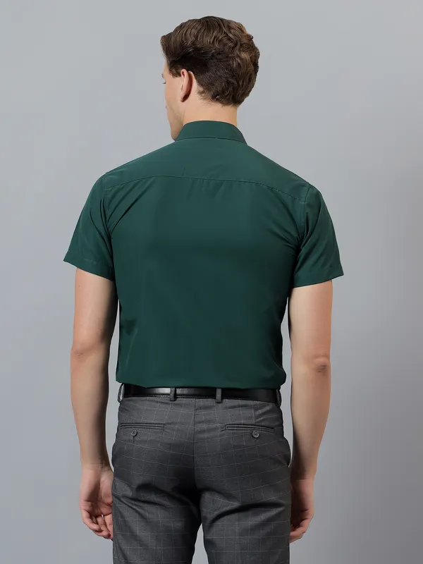 Green_Slim_Fit_Solid_Spread_Collar_Half_Sleeve_Formal_Shirt_For_Men