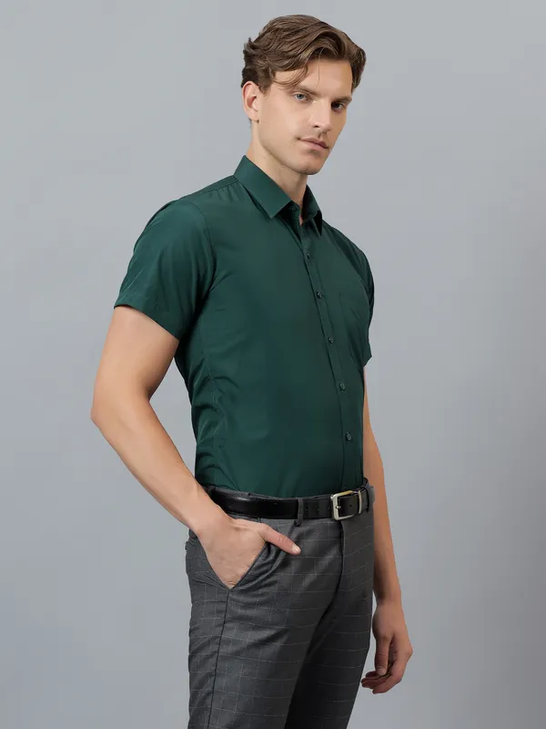 Green_Slim_Fit_Solid_Spread_Collar_Half_Sleeve_Formal_Shirt_For_Men