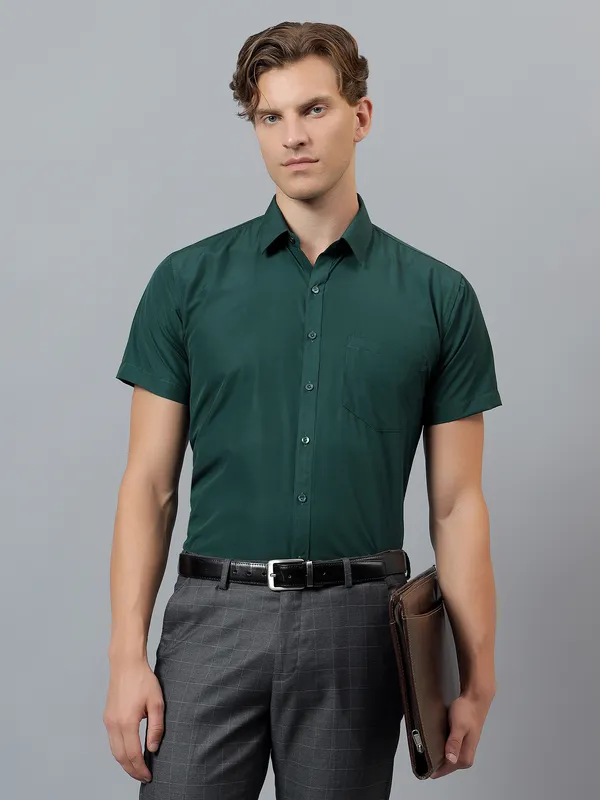 Green_Slim_Fit_Solid_Spread_Collar_Half_Sleeve_Formal_Shirt_For_Men