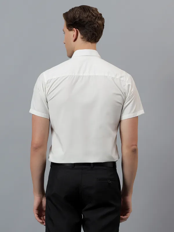 Cream_Slim_Fit_Solid_Spread_Collar_Half_Sleeve_Formal_Shirt_For_Men