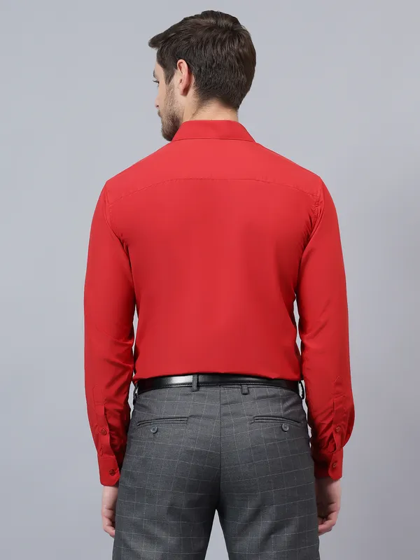 Red_Slim_Fit_Solid_Spread_Collar_Full_Sleeve_Rich_Cotton_Formal_Shirt_For_Men