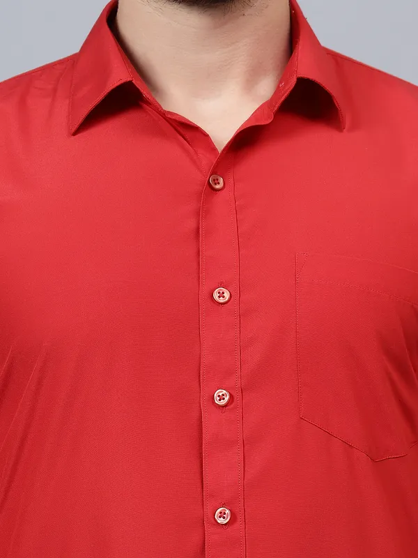 Red_Slim_Fit_Solid_Spread_Collar_Full_Sleeve_Rich_Cotton_Formal_Shirt_For_Men
