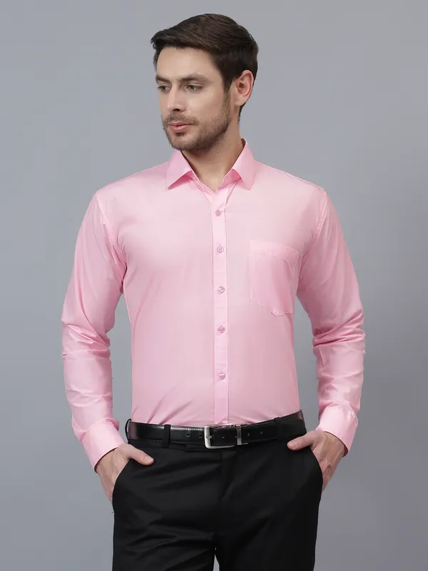 Pink_Slim_Fit_Solid_Spread_Collar_Full_Sleeve_Rich_Cotton_Formal_Shirt_For_Men