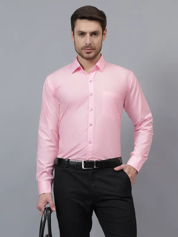 Pink_Slim_Fit_Solid_Spread_Collar_Full_Sleeve_Rich_Cotton_Formal_Shirt_For_Men