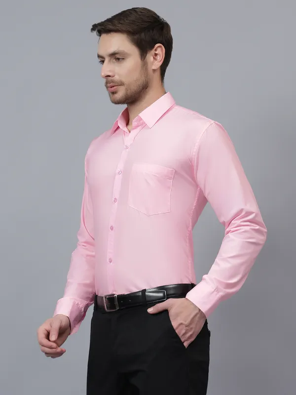 Pink_Slim_Fit_Solid_Spread_Collar_Full_Sleeve_Rich_Cotton_Formal_Shirt_For_Men