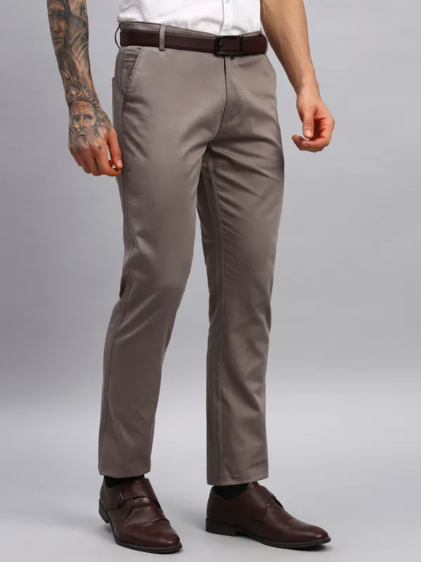Light_Brown_Relaxed_Straight_Leg_Slim_Fit_High_Rise_Trousers_For_Men