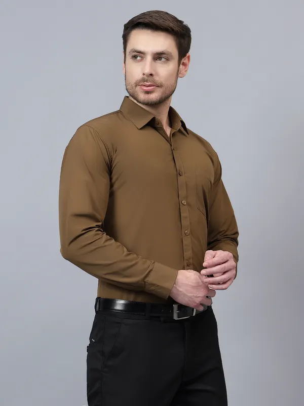 Coffee_And_Brown_Slim_Fit_Solid_Spread_Collar_Full_Sleeve_Rich_Cotton_Formal_Shirt_For_Men