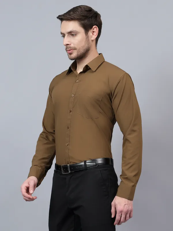 Coffee_And_Brown_Slim_Fit_Solid_Spread_Collar_Full_Sleeve_Rich_Cotton_Formal_Shirt_For_Men
