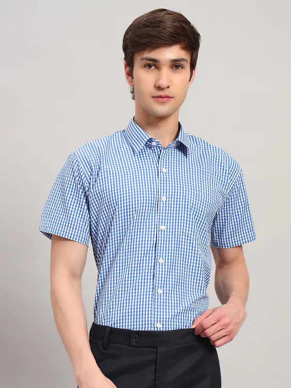 Blue_And_White_Slim_Fit_Checked_Spread_Collar_Half_Sleeve_Cotton_Formal_Shirt_For_Men
