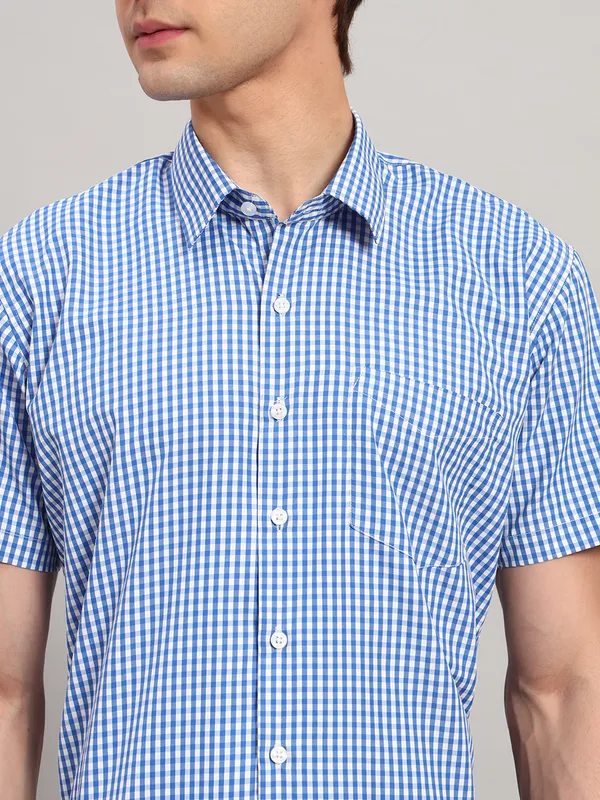 Blue_And_White_Slim_Fit_Checked_Spread_Collar_Half_Sleeve_Cotton_Formal_Shirt_For_Men