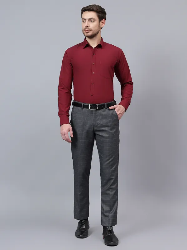 Maroon_Slim_Fit_Solid_Spread_Collar_Full_Sleeve_Rich_Cotton_Formal_Shirt_For_Men