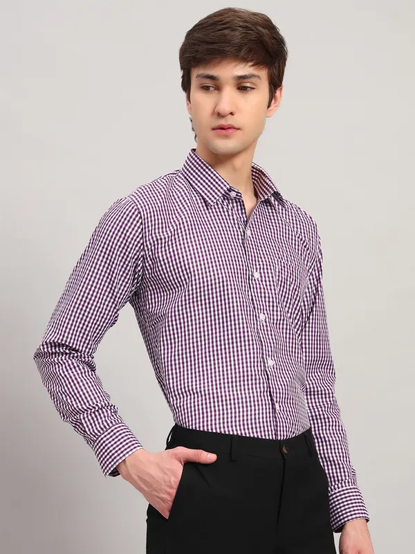White_And_Purple_Slim_Fit_Checked_Spread_Collar_Full_Sleeve_Cotton_Formal_Shirt_For_Men